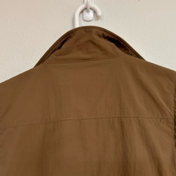 University of Wyoming Fleece Lined Vest with Bucking Bronc Logo Women’s Medium - Picture 4 of 8